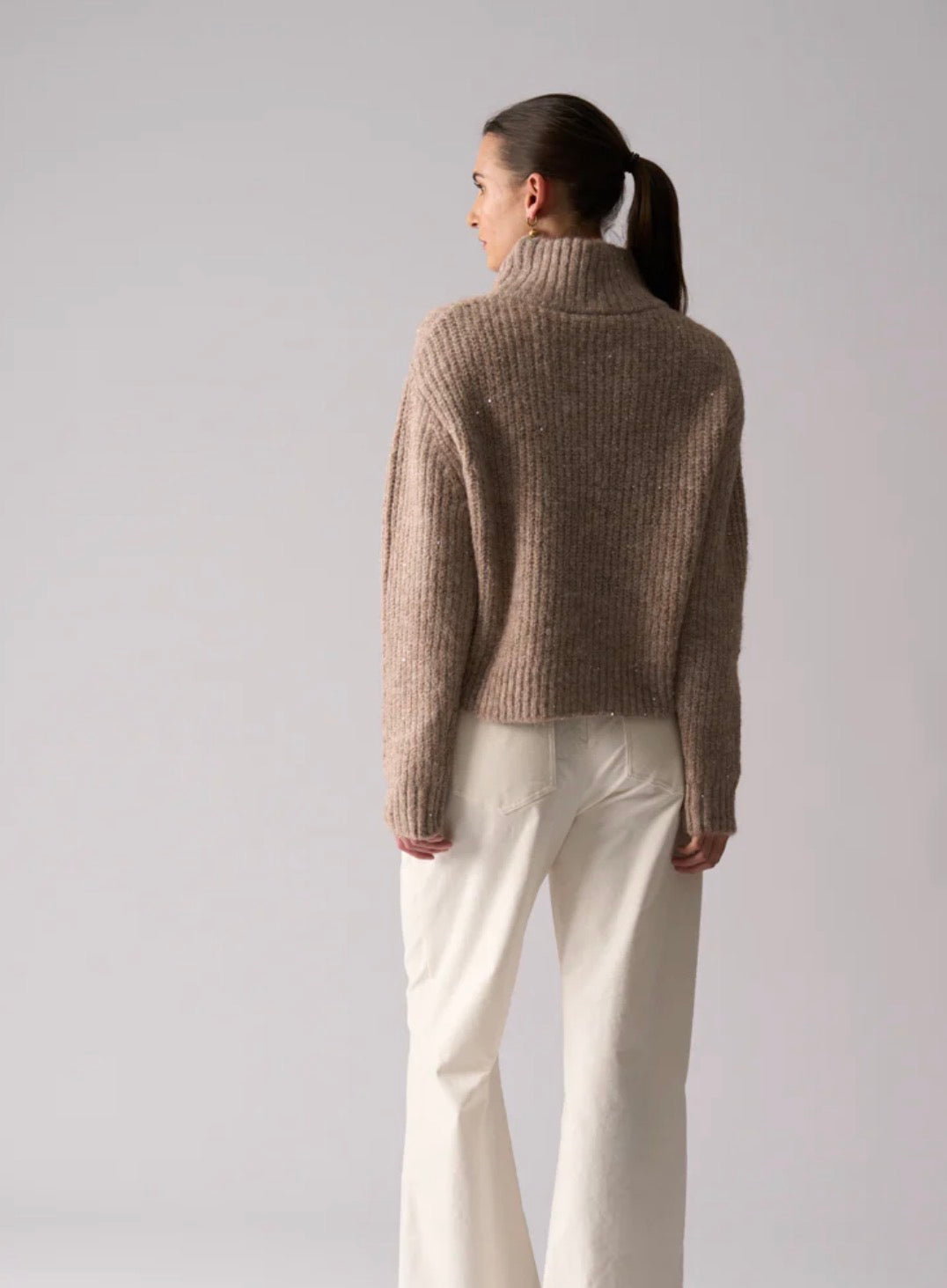 Foil Glow Getter Sweater Coffee/Oat