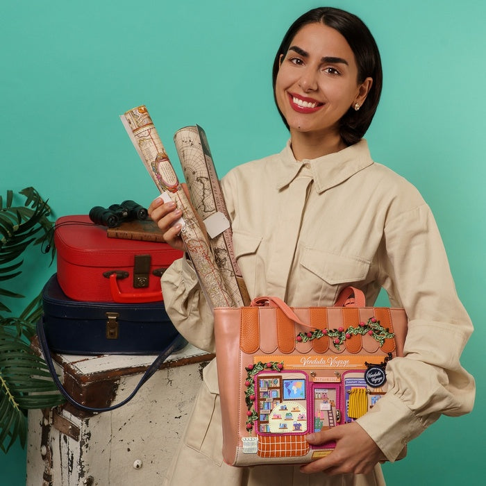 Vendula Voyage Travel Shop Shopper Bag