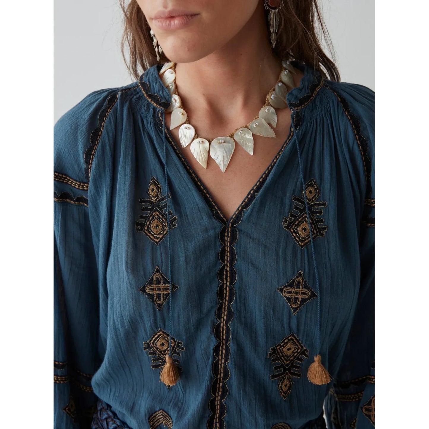 Maison Hotel Audrey Blouse (dipinto blu or Nuvola)