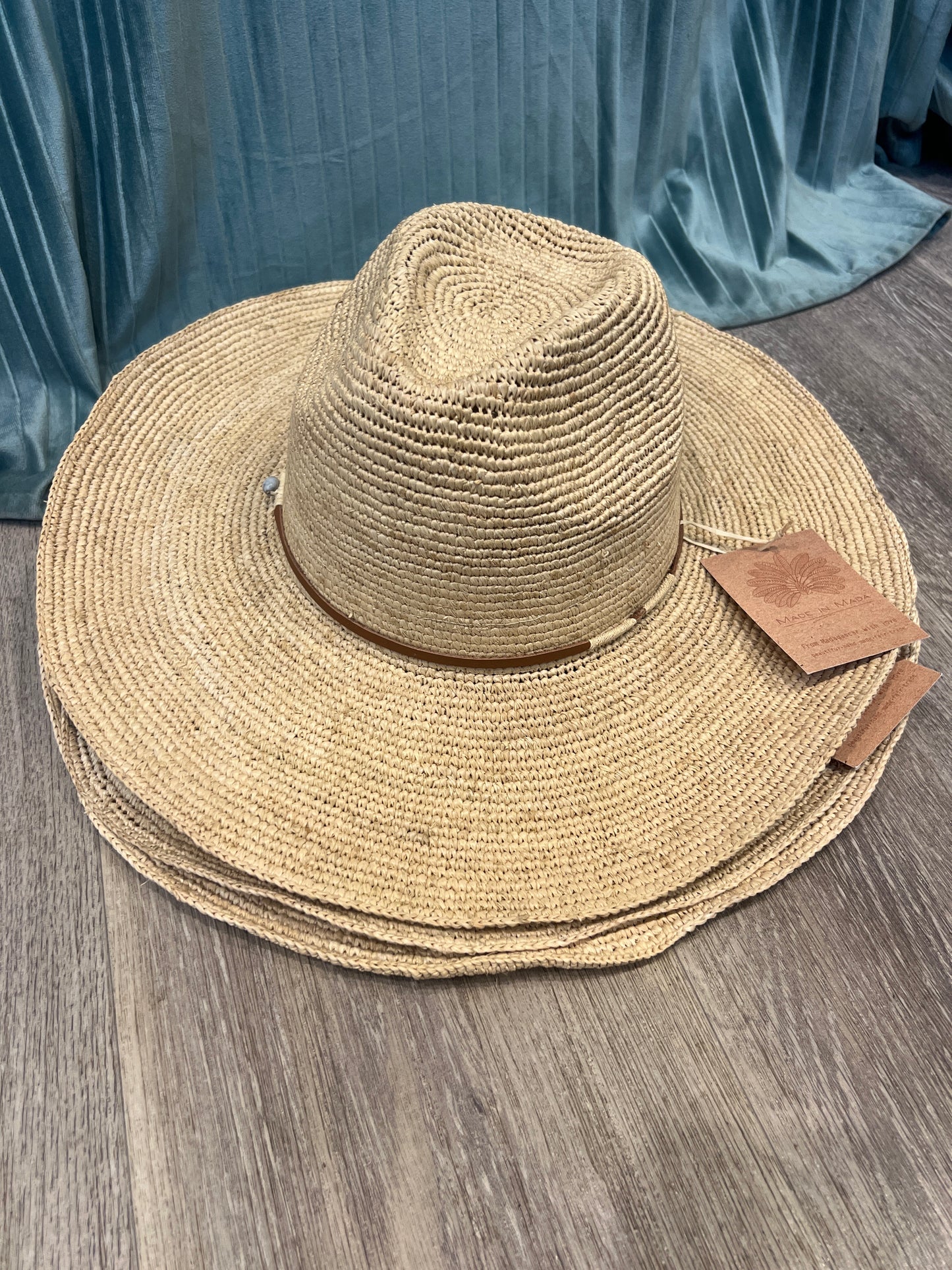 Aziz Hat Natural with Tan Leather detail