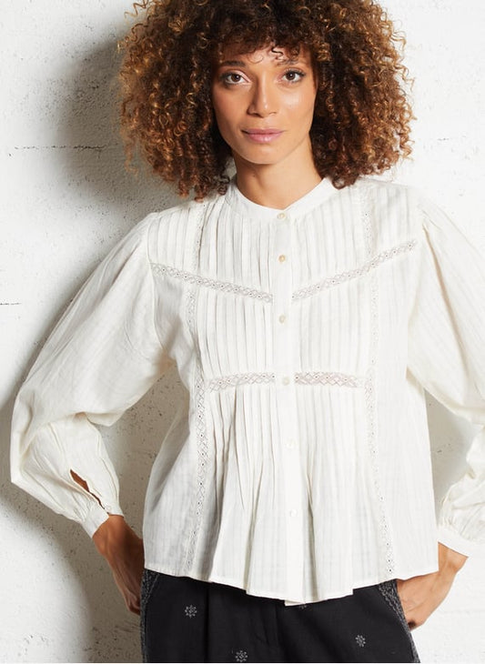 Maison Hotel Damusi Romy Merengue Blouse