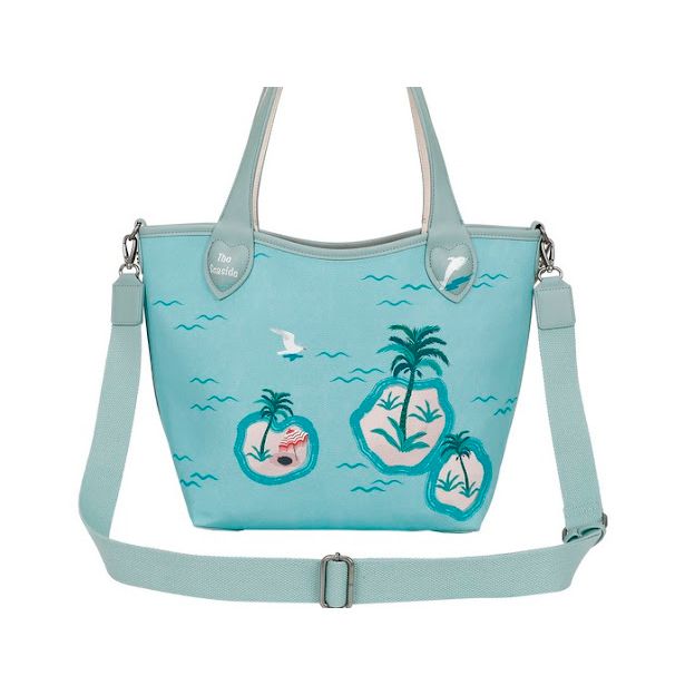 Vendula sands reversible tote and pouch
