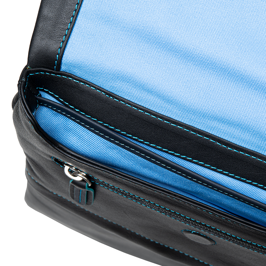 My Walit Medium Messenger Bag - Pace/Black
