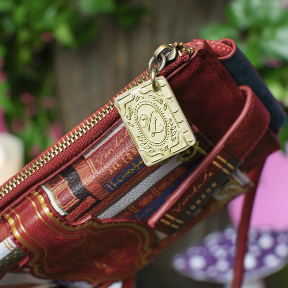 Vendula Bookshelf Boulevard Evie Phone Pouch